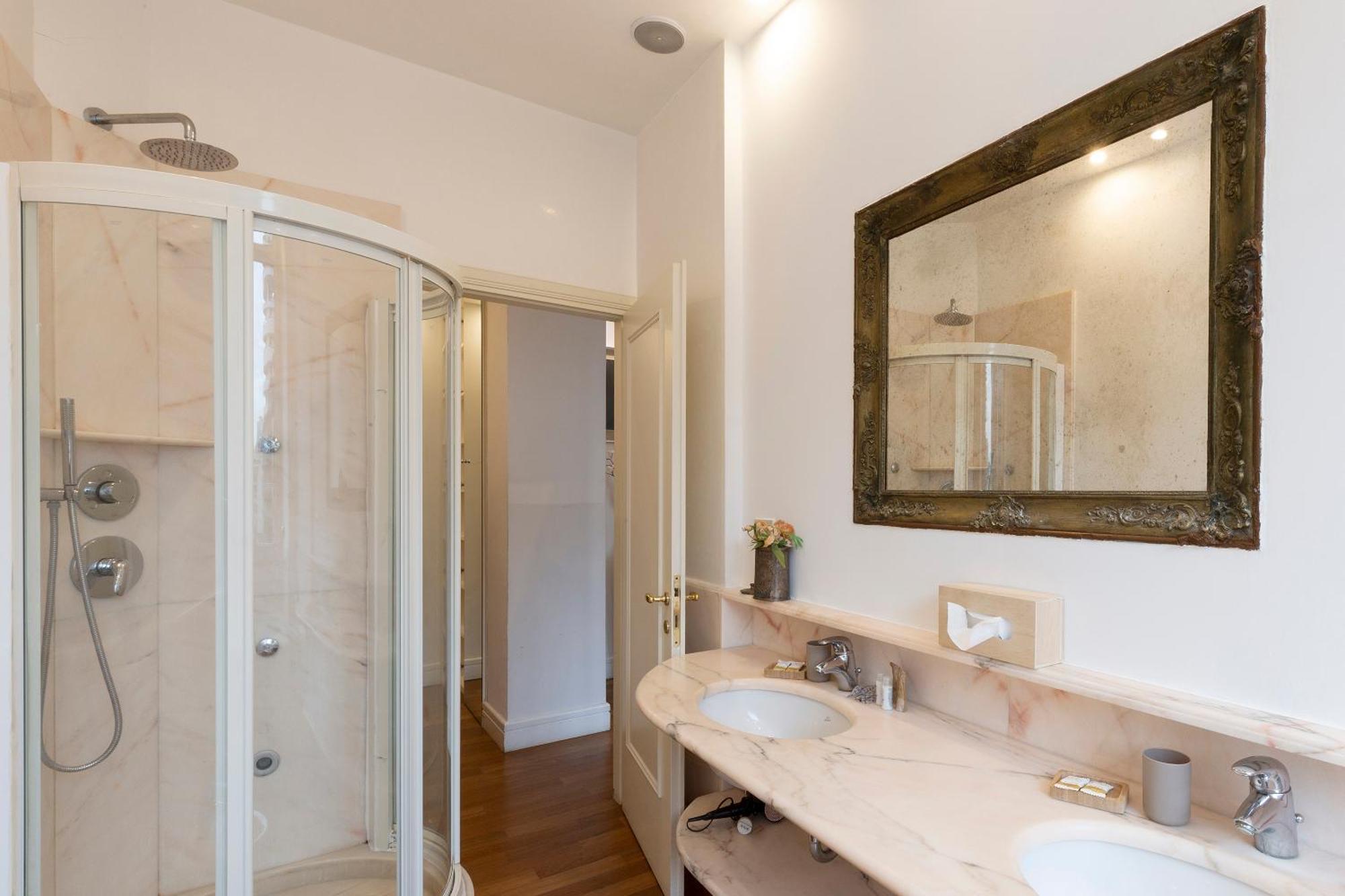 Vittore Rooms & Apartment Milan Luaran gambar